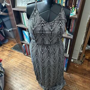 Banana Republic monochrome stretchy vacationcore maxi dress